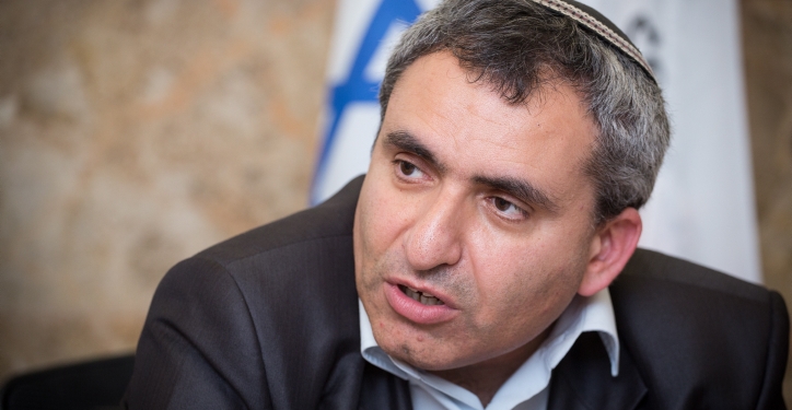 Minister of the Environment, Zeev Elkin, speaks during a press conference unveiling new evironmentally friendly development, in peripherial areas of Israel, at the Jewish National Fund in Jerusalem, on March 27, 2017. Photo by Hadas Parush/Flash90 *** Local Caption *** ?? ?????? ??????
??? ?????
???? ??? ?????????? ???
??? ????? ??????
??"?
??? ???
???????
????? ????????
??????
???? ??????
?????
?????
???????