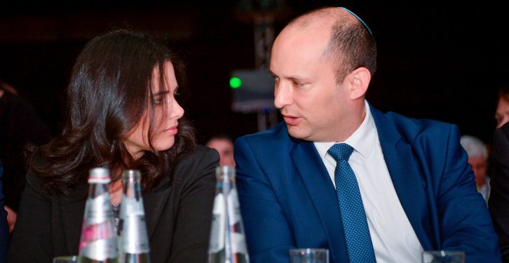 Education Minister Naftali Bennett speaks with Israeli minister of Justice Ayelet Shaked at the Muni Expo 2018 conference at the Tel Aviv Convention Center on February 14, 2018. Photo by Flash90 *** Local Caption *** ?????? ???????
?? ??????
????? ???
????? ???