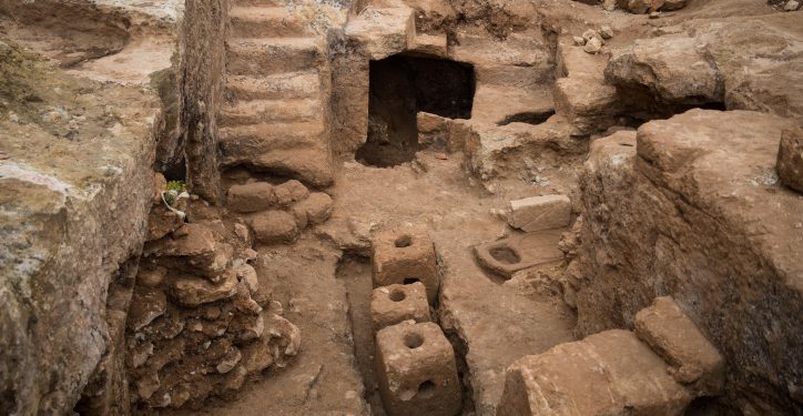 View of an ancient olive press in an archeological digging site in the Sharafat neighborhood of Jerusalem, on March 27, 2019, where the Israel Antiquity Authority uncovered a 2,000-year-old Jewish neighborhood. A family burial mansion, an olive press, and a Mikveh ritual bath are among the findings that have been dug out in the excavation, ahead of plans to build a new school on site. Photo by Hadas Parush/Flash90 *** Local Caption *** ????? ?????? ?? 2000 ???
?????
???????
??? ?????
????? ?????
????? ???????????
???????????
??????
???? ???????
??? ???
?????
??? ??
????? ???