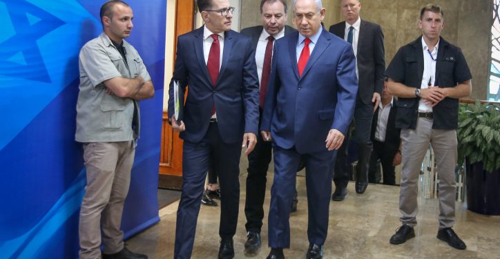 Israeli Prime minister Benjamin Netanyahu arrives to the weekly cabinet meeting at the Prime Minister office in Jerusalem on June 25, 2017. Photo by Marc Israel Sellem/POOL *** Local Caption *** ????? ????? 
?????
????? ????? ?????? ????? ??? ?????? ????????
?????? ??????
??? ??????
???
????? ????? ??????
 ??? ????? ?????? ??????