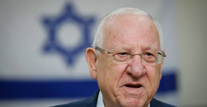 President Reuven Rivlin casts his ballot at a voting station in Jerusalem, during the Knesset Elections, on March 2, 2020. Photo by Olivier Fitoussi/Flash90 *** Local Caption *** ?????
??????
????
?????
????
????? ????? ??????