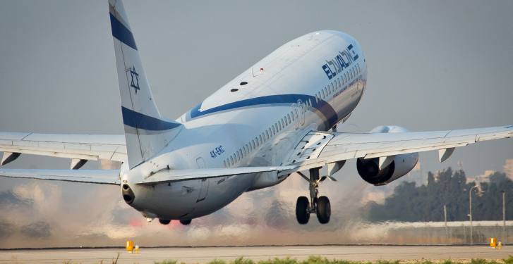 An El Al airline plane taking off at the Tel Aviv Ben Gurion Airport. September 3, 2014. Photo by Moshe Shai/Flash90

 *** Local Caption *** ?? ??
????
?????
????
??? ?????
????