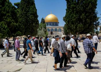 Israeli security forces escort a group of religious Jews as they visit the Temple Mount, also known as Haram al Sharif, in Jerusalem's Old City, after it was reopened to the public, May 31, 2020. Photo by Sliman Khader/Flash90 *** Local Caption *** ?? ????
?? ????
???? ????
??????
????? ??????
?????
??????
??????
?????
??? ?????