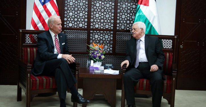 US Vice President Joe Biden meets with Palestinian president Mahmoud Abbas, in the West Bank city of Ramallah, on March 09, 2016. Photo by FLASH90 *** Local Caption *** ??????
?????
????? ????
??? ????