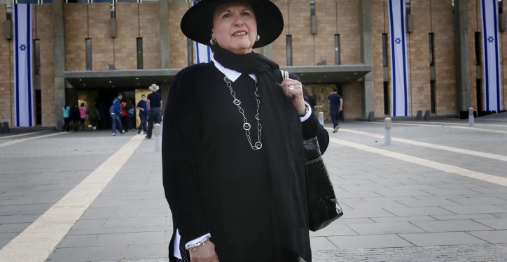Esther Pollard, the wife of convicted spy Jonathan Pollard, who is serving a life sentence in the US, seen outside the Israeli parliament prior to a meeting with yesh ATid leader Yair Lapid. February 18, 2013. Photo by Miriam Alster/FLASH90  *** Local Caption *** ???? ??????
????? ??????
?????
????