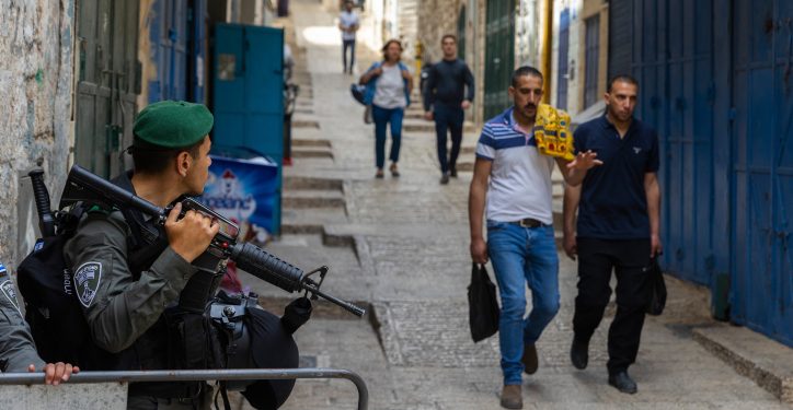 Israeli police officers guard in Jerusalem Old City, during the first Friday of the muslim holy month of Ramadan, April 8, 2022. Photo by Olivier Fitoussi/Flash90 *** Local Caption *** ??????
?????
?????
???????
??? ????
?????
??????
?????
??????
