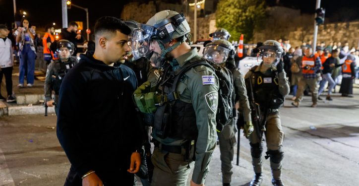 Israeli police officers seen during clashes with protesters at Damascus Gate in Jerusalem's Old City, during the holy Muslim month of Ramadan, April 3, 2022. Photo by Olivier Fitoussi/Flash90 *** Local Caption *** ??? ???
???????
???????
???? ??????
????? ???
??????
?????
