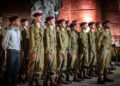Soldats lors de la cérémonie au mémorial de Yad Vashem. Photo by Chaim Goldberg/Flash90